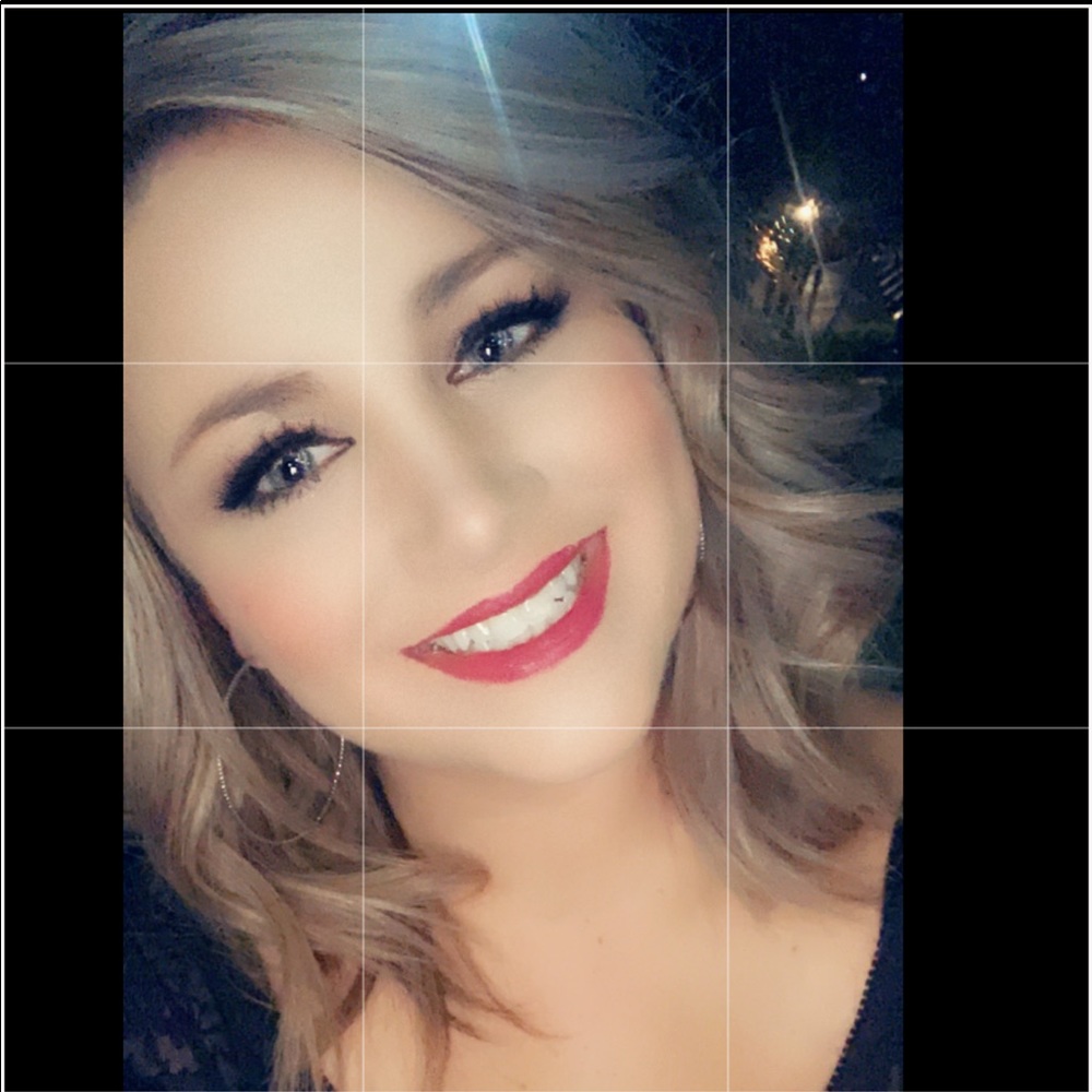 Meet your Posher, Hope